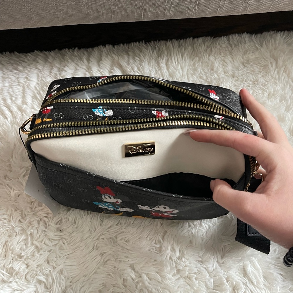 DISNEY mickey and minnie crossbody bag monogram with 2 zippered compartments - Picture 3 of 7